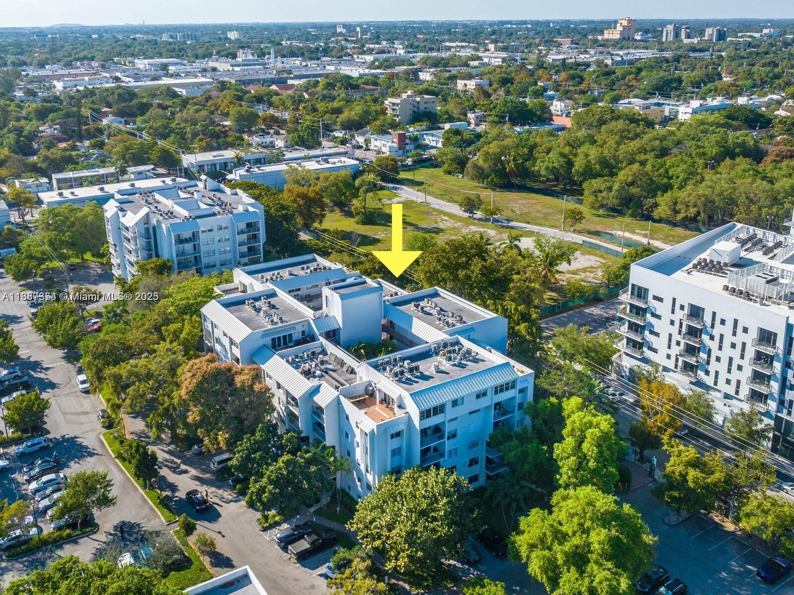 NIRVANA CONDO NO ONE COND - Residential