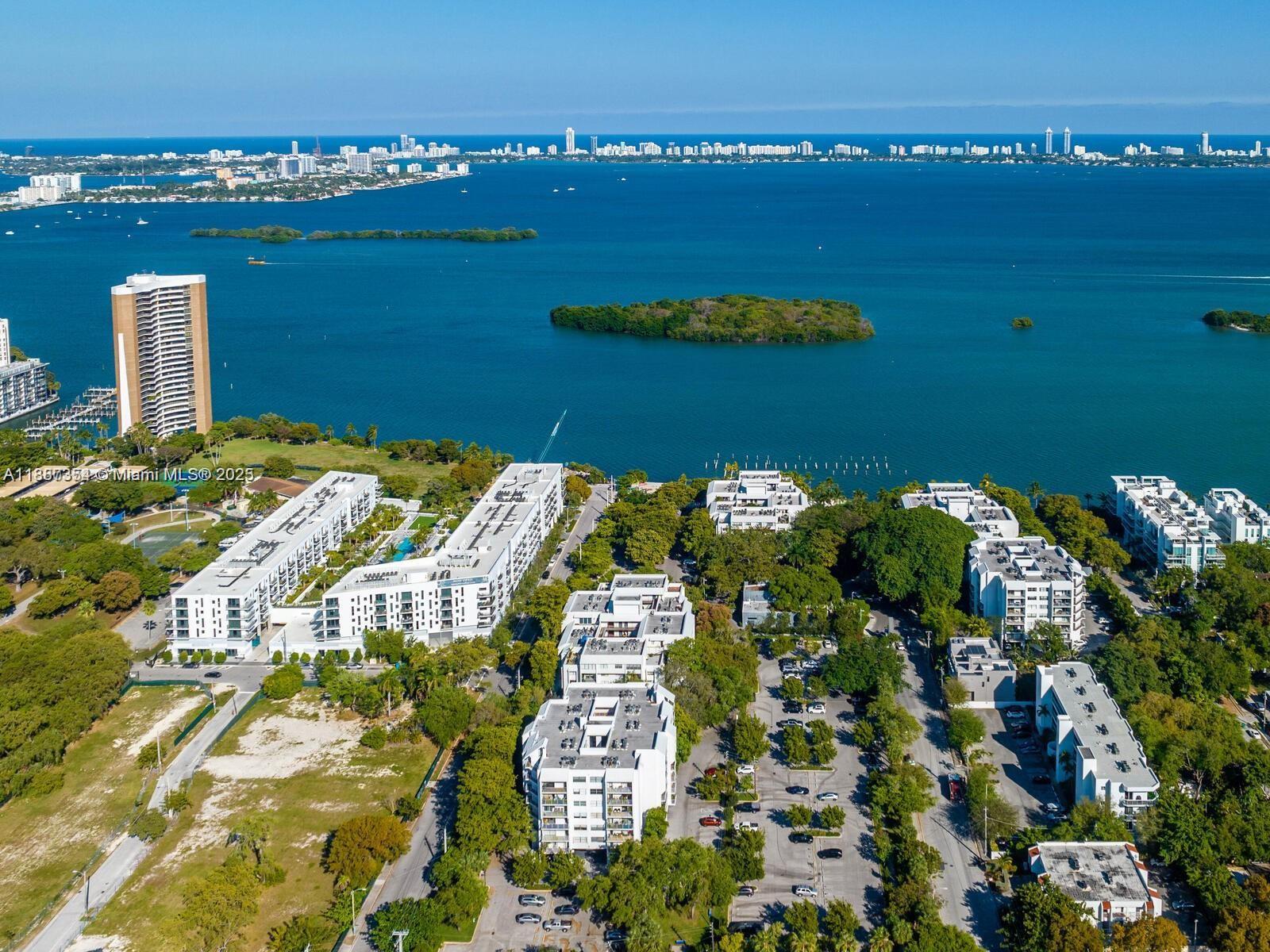 NIRVANA CONDO NO ONE COND - Residential