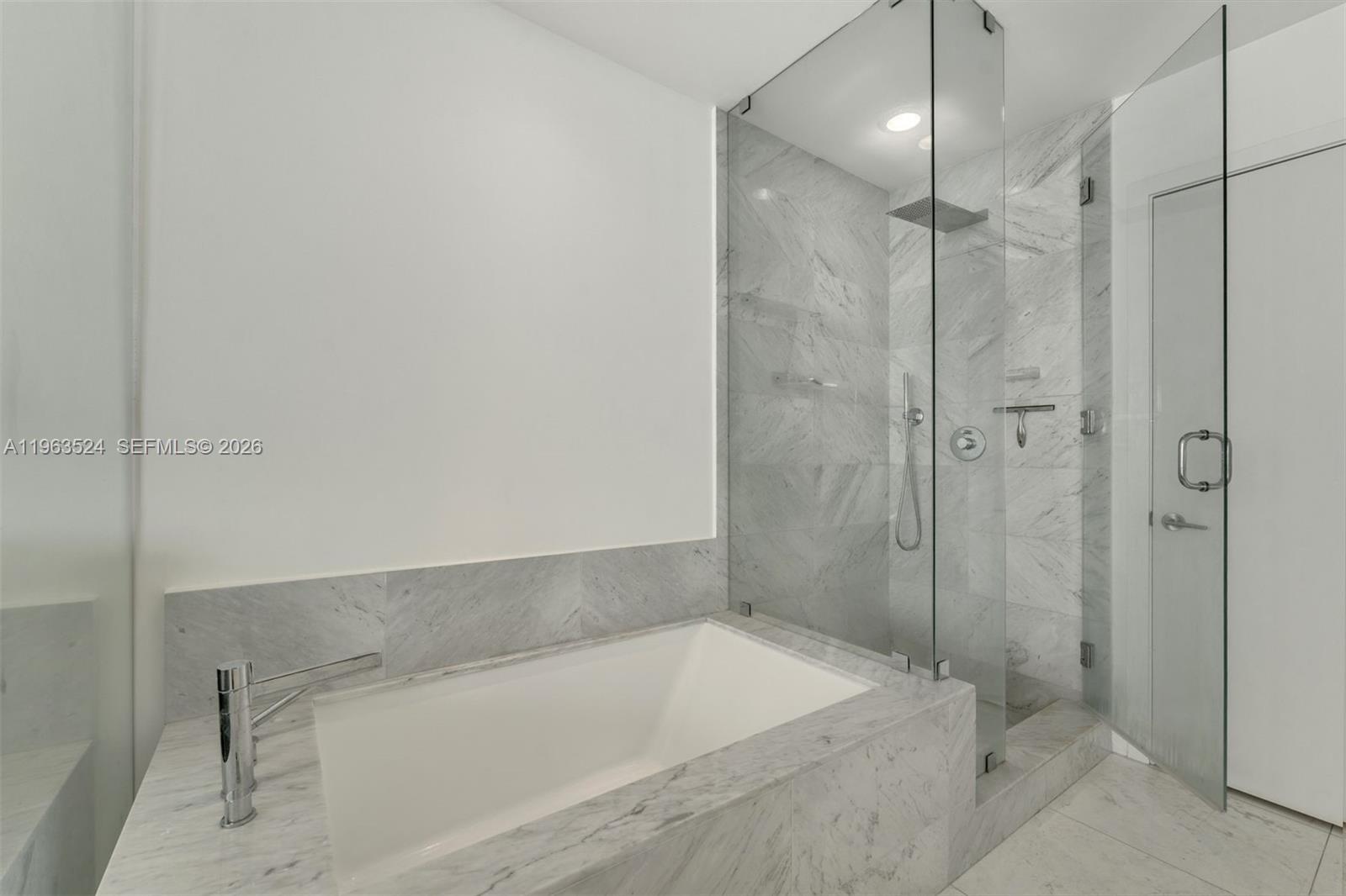 GRAN PARAISO - Residential