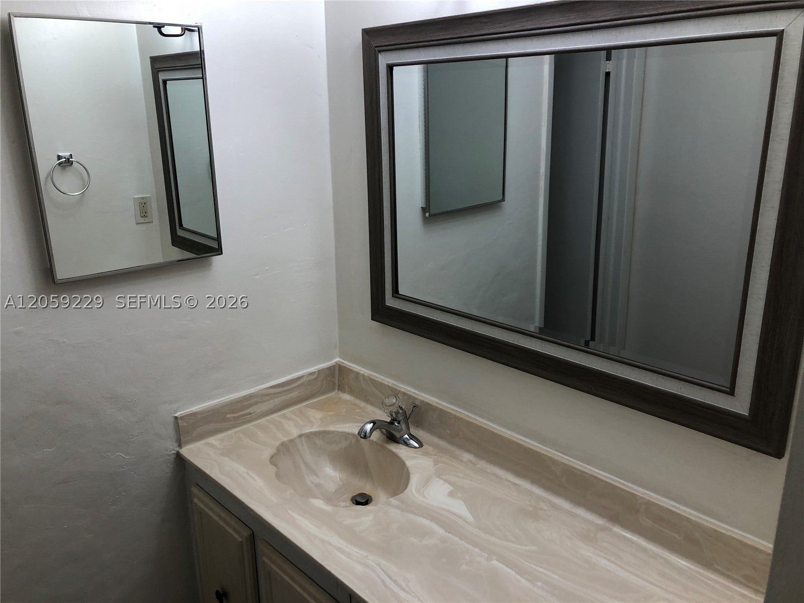 10852 N Kendall Dr 316