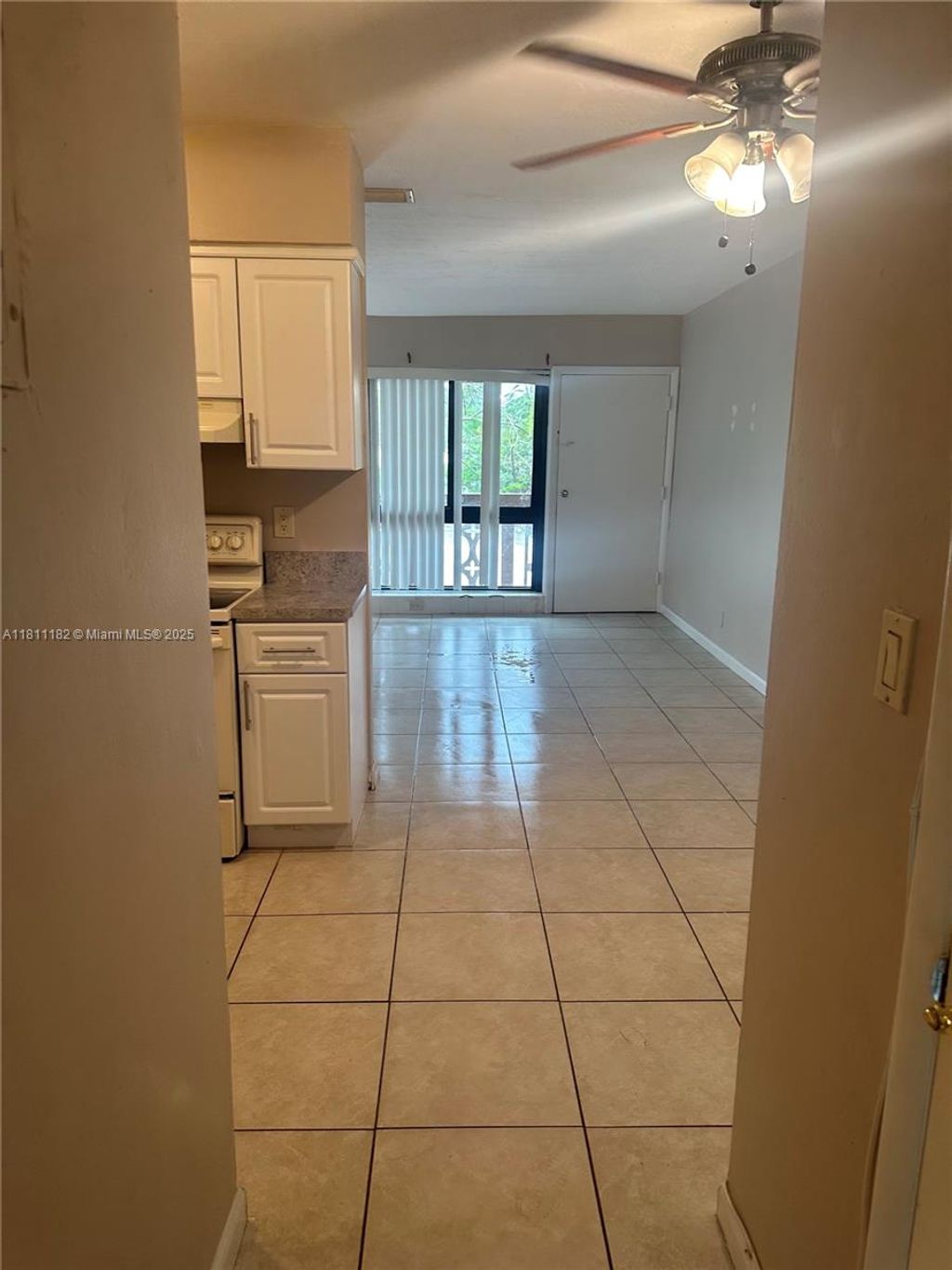 Photo of 5910 NE 18th Ave #16, Fort Lauderdale, FL 33334 (MLS # A11811182)