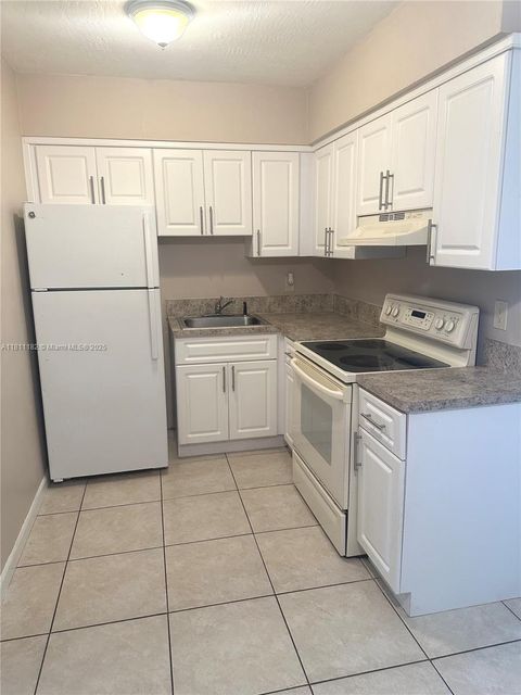 5910 NE 18th Ave 16 Fort Lauderdale FL 33334