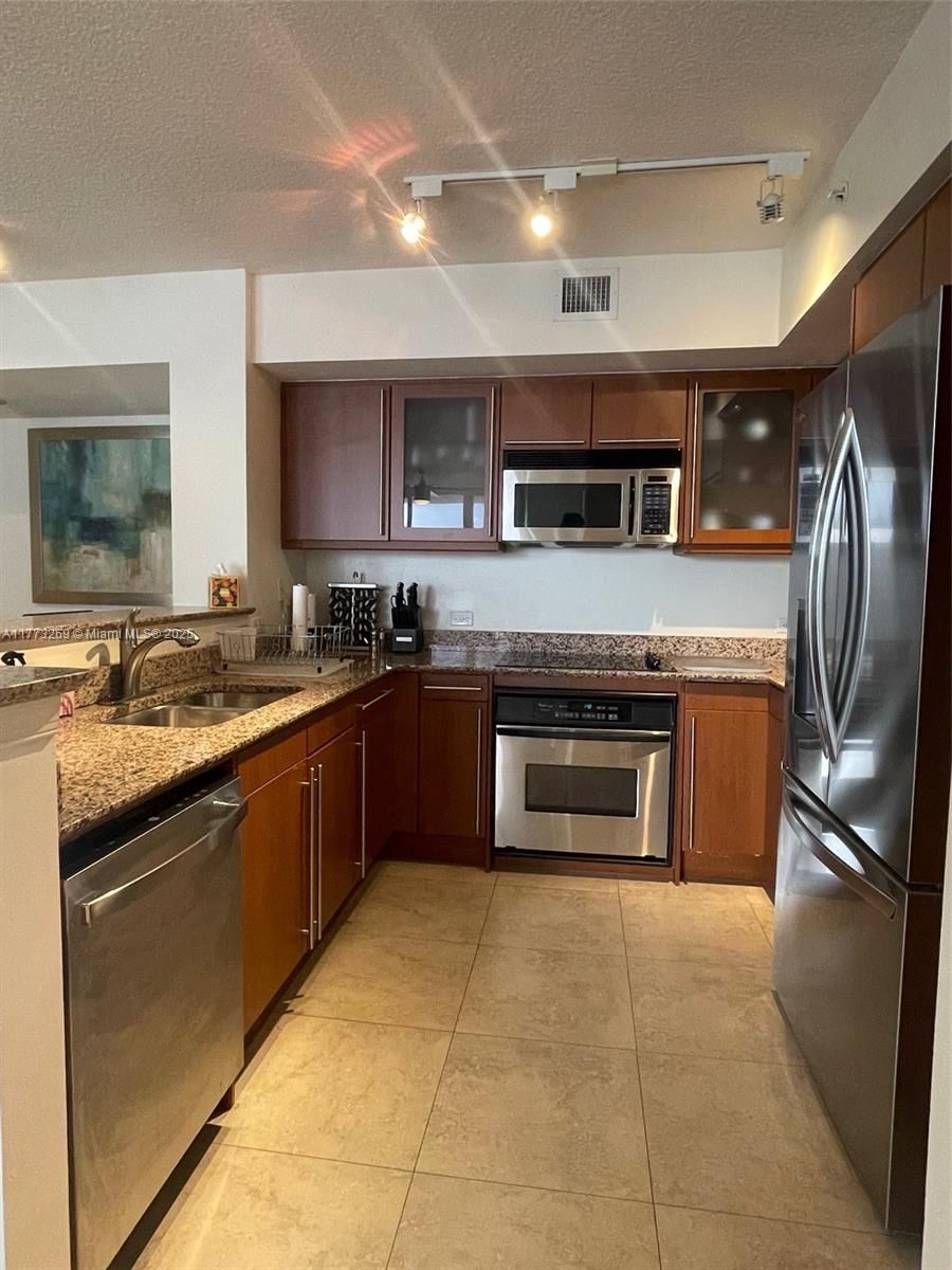 2080 OCEAN DRIVE CONDO - Residential Lease