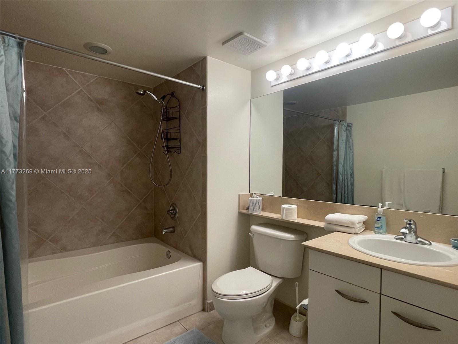 2080 OCEAN DRIVE CONDO - Residential Lease