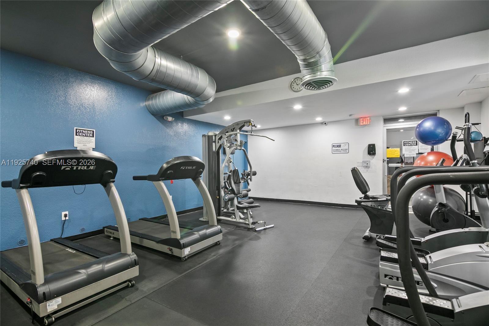 OCEAN VIEW TOWERS CONDO - Residential