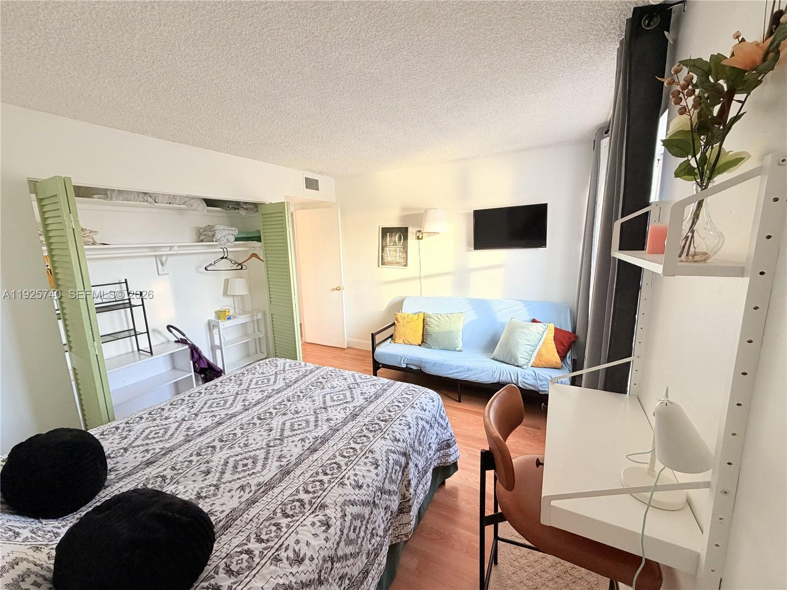 OCEAN VIEW TOWERS CONDO - Residential