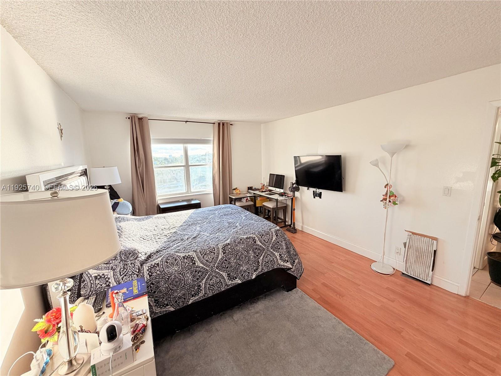 OCEAN VIEW TOWERS CONDO - Residential