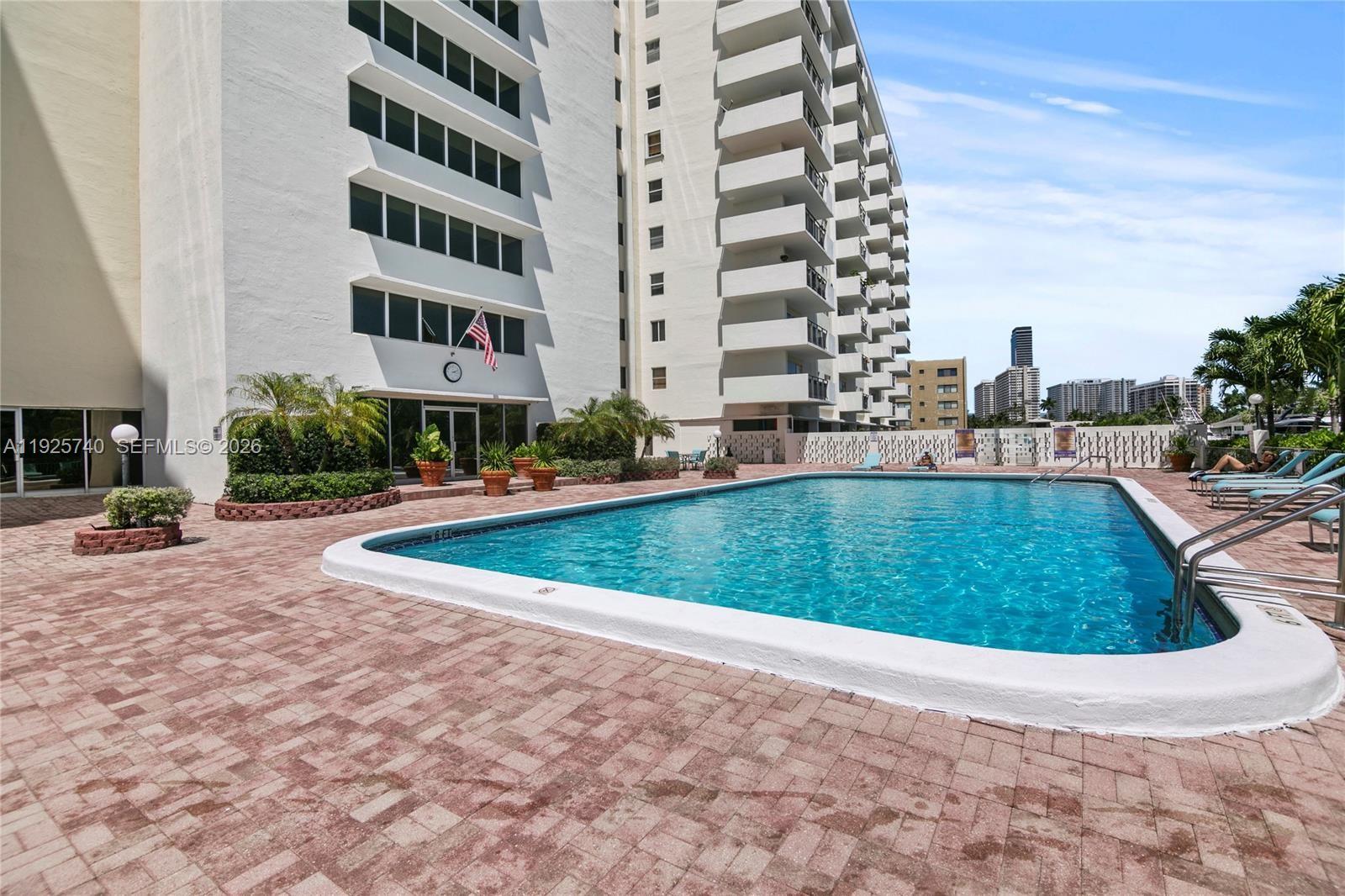 OCEAN VIEW TOWERS CONDO - Residential