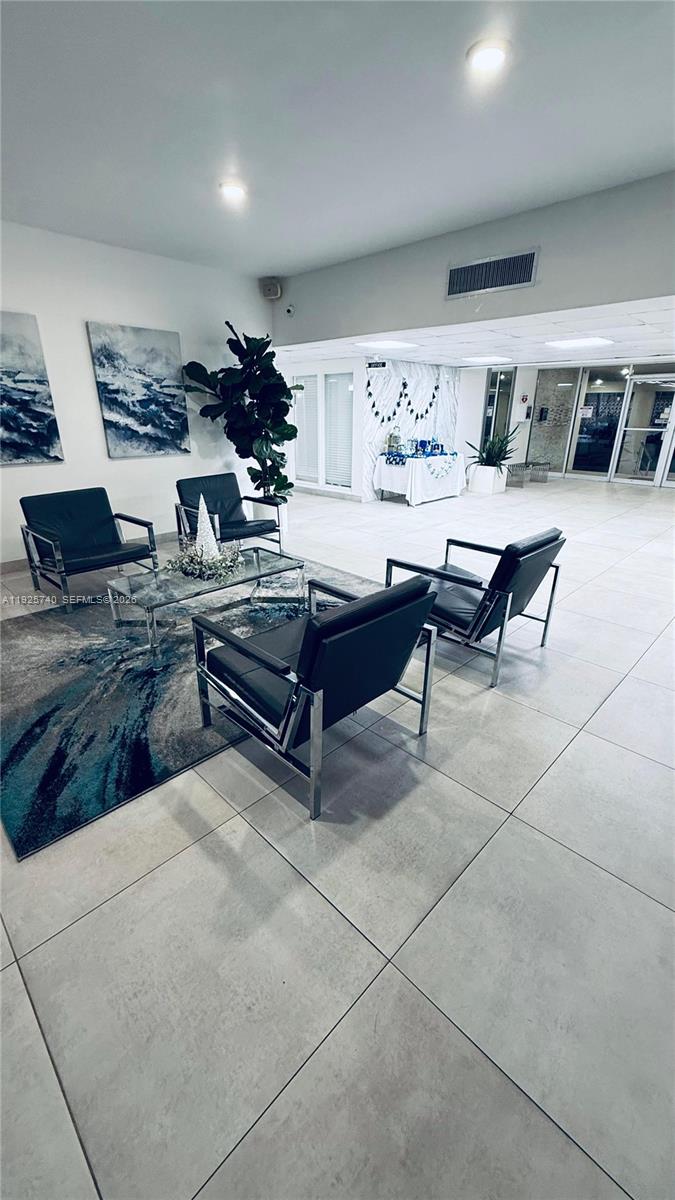 OCEAN VIEW TOWERS CONDO - Residential