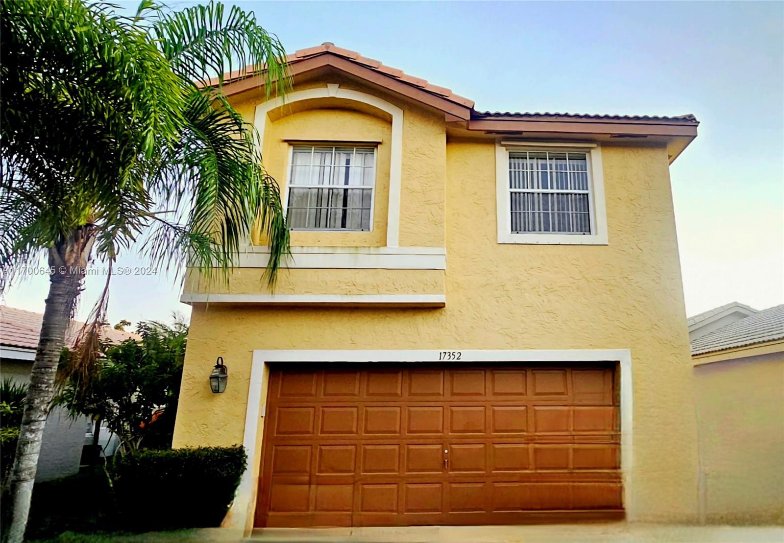Property for Sale at 17352 Sw 18th St, Miramar, Broward County, Florida - Bedrooms: 5 
Bathrooms: 3  - $695,000