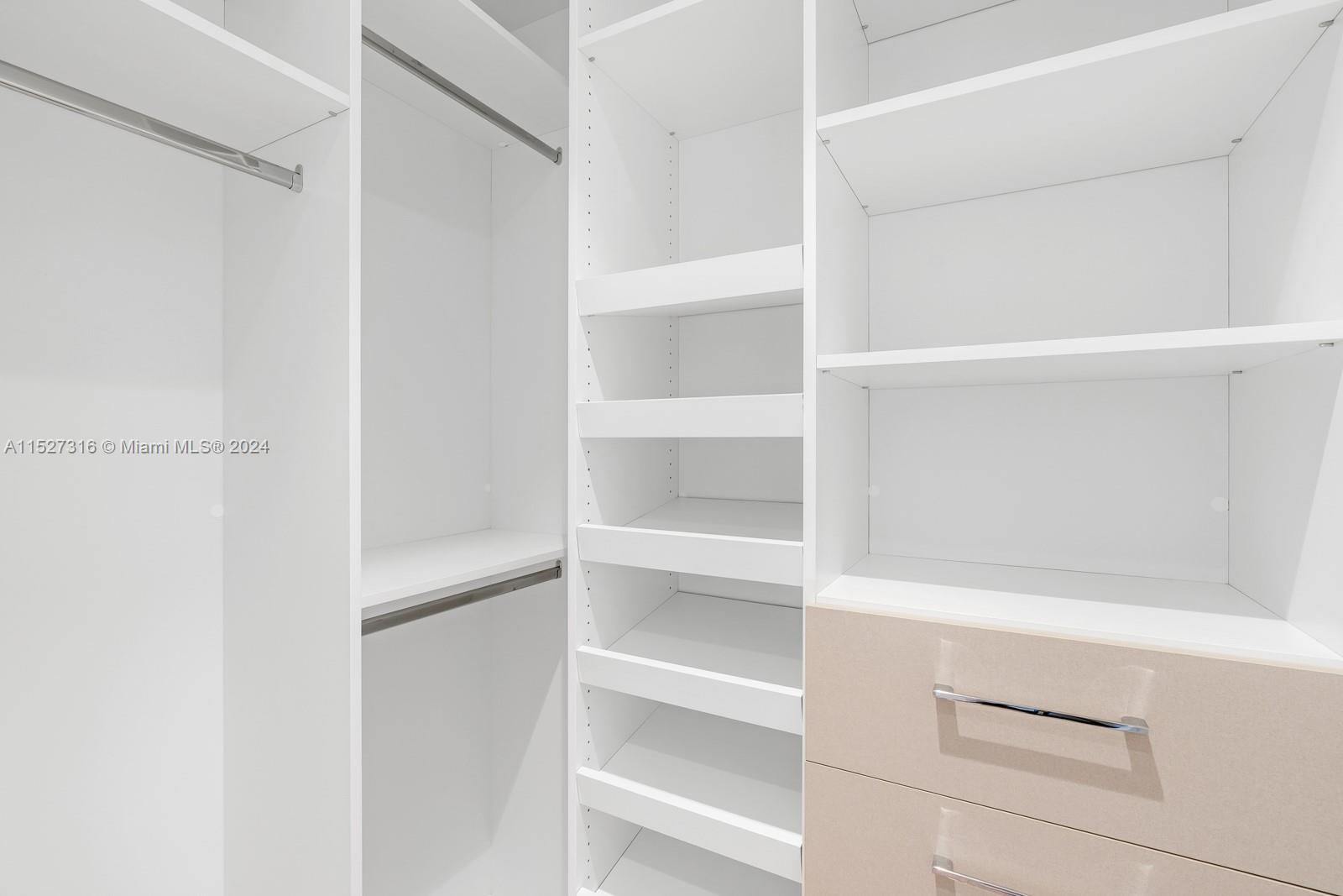 INDIAN CREEK SUB - Residential