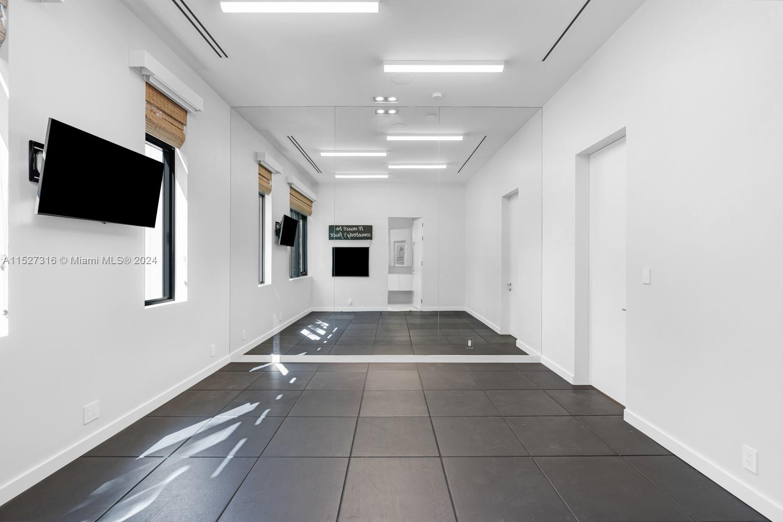 INDIAN CREEK SUB - Residential