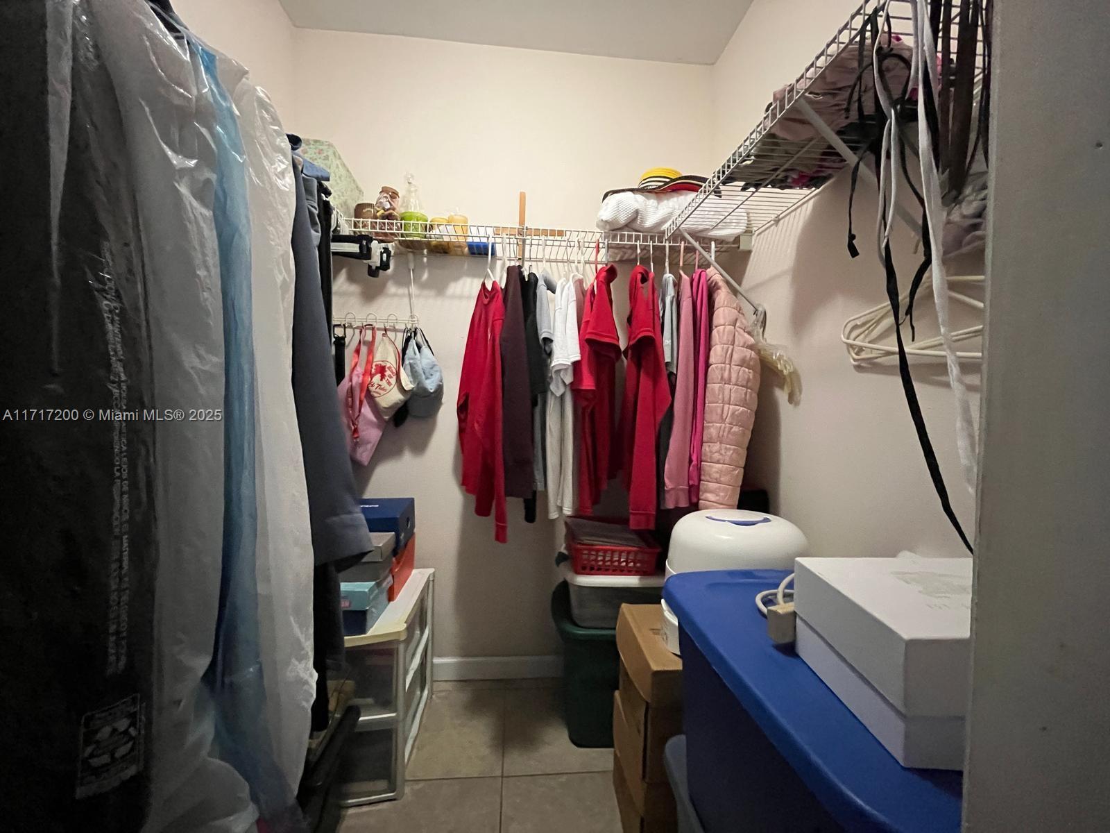 GOLD COAST CONDO - Residential