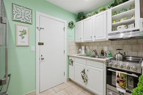 6260 NE 18th Ave 823 Fort Lauderdale FL 33334