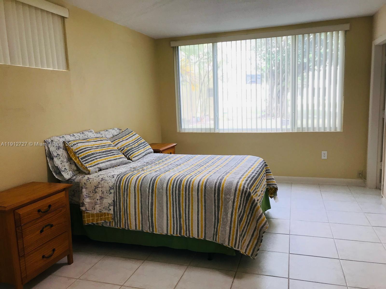 ROLLING GREEN CONDO G - Residential