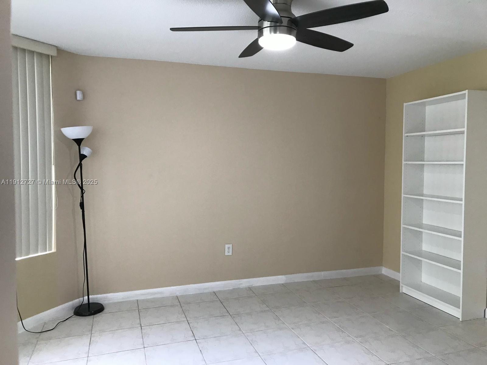 ROLLING GREEN CONDO G - Residential