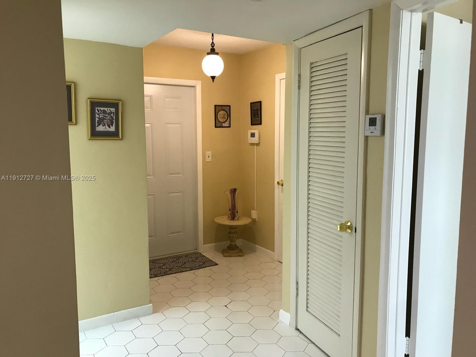 ROLLING GREEN CONDO G - Residential