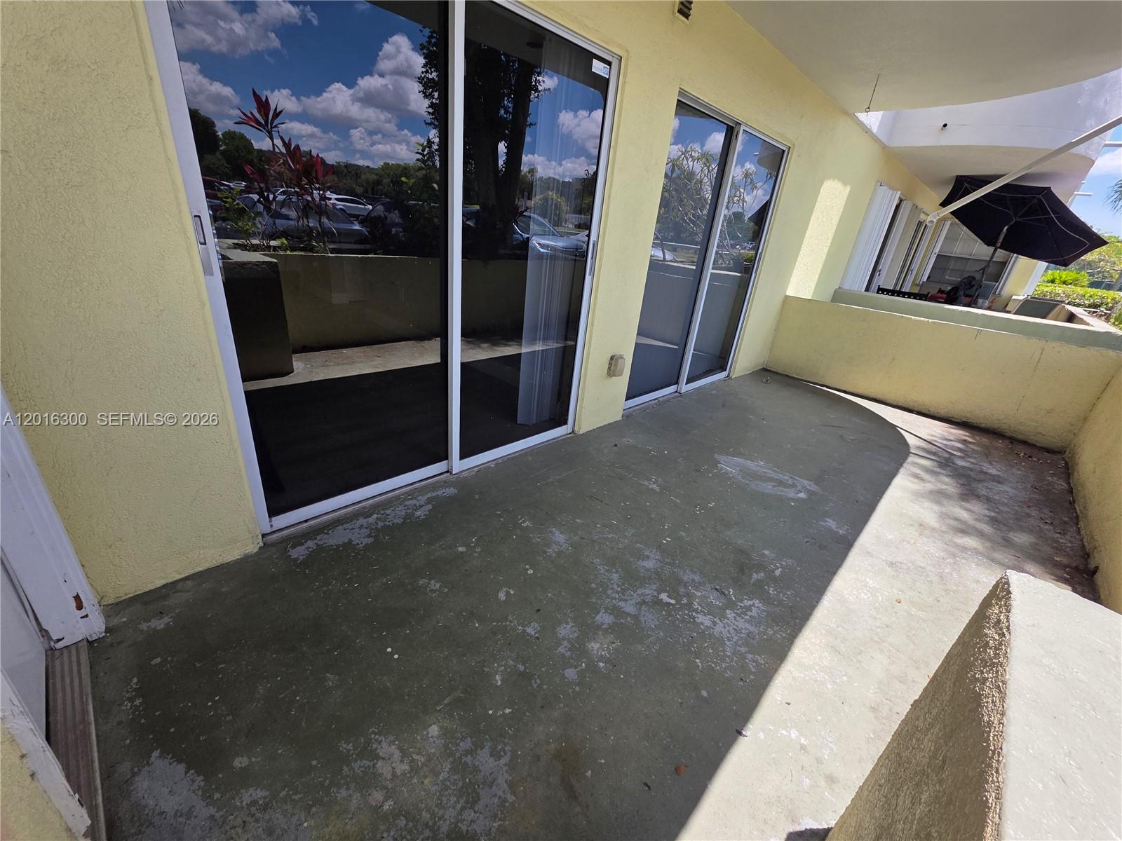 PALM COVE COND - Residential Lease