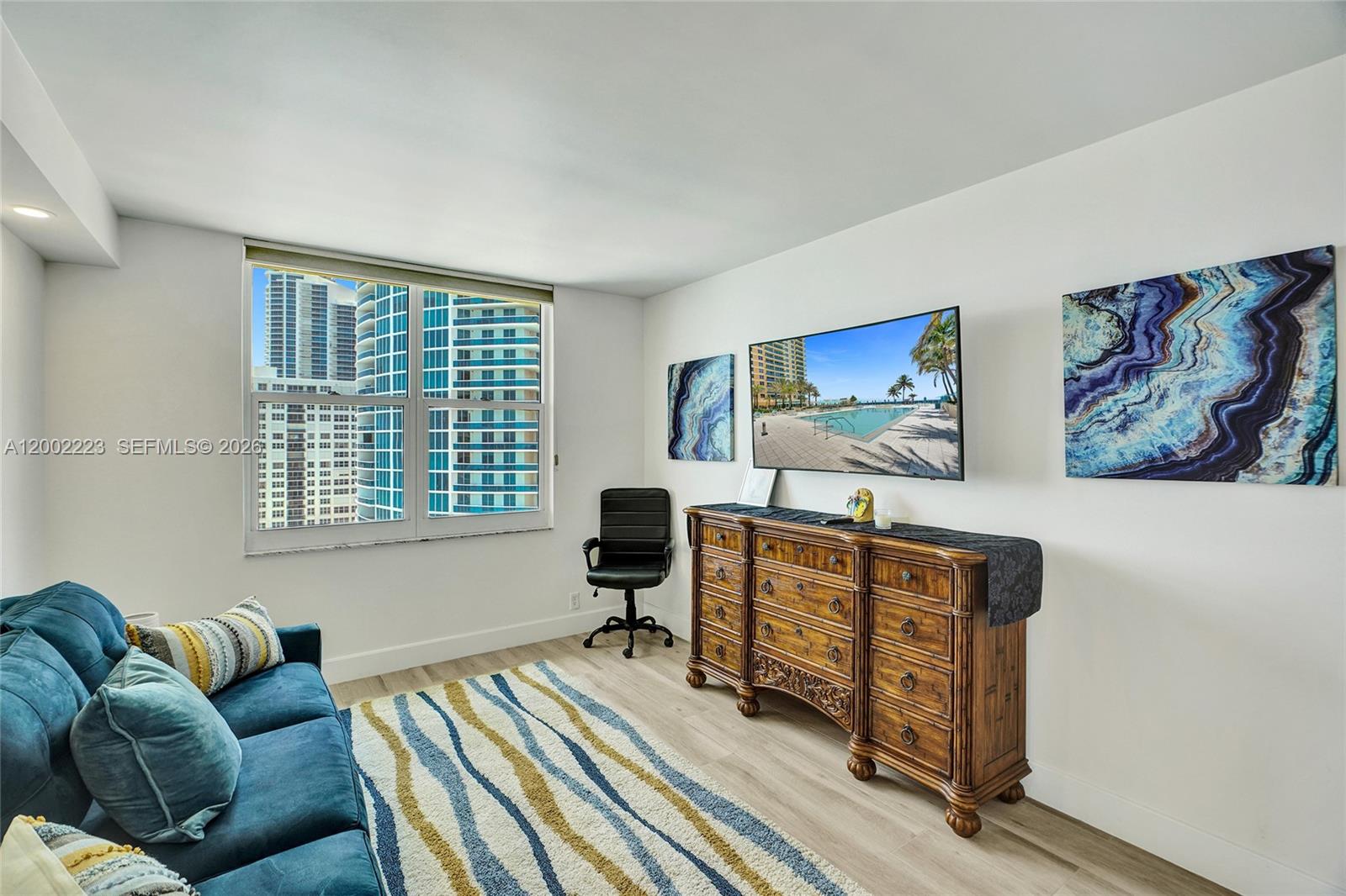 WAVE CONDO - Residential Lease