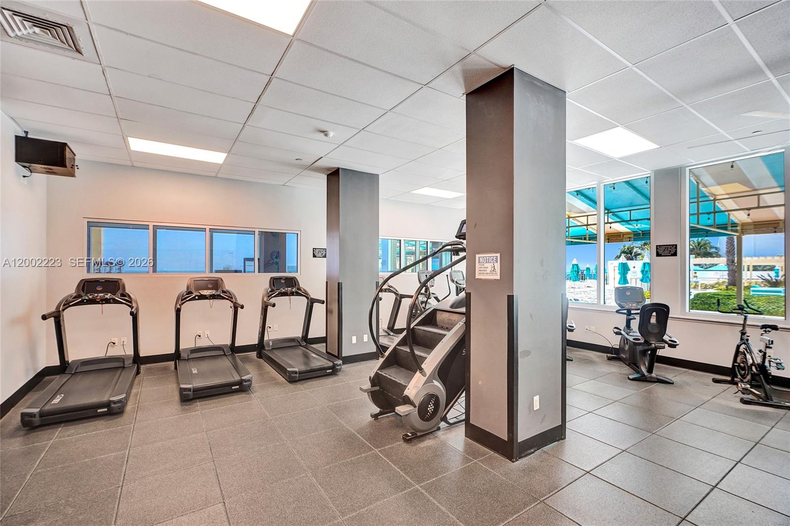 WAVE CONDO - Residential Lease