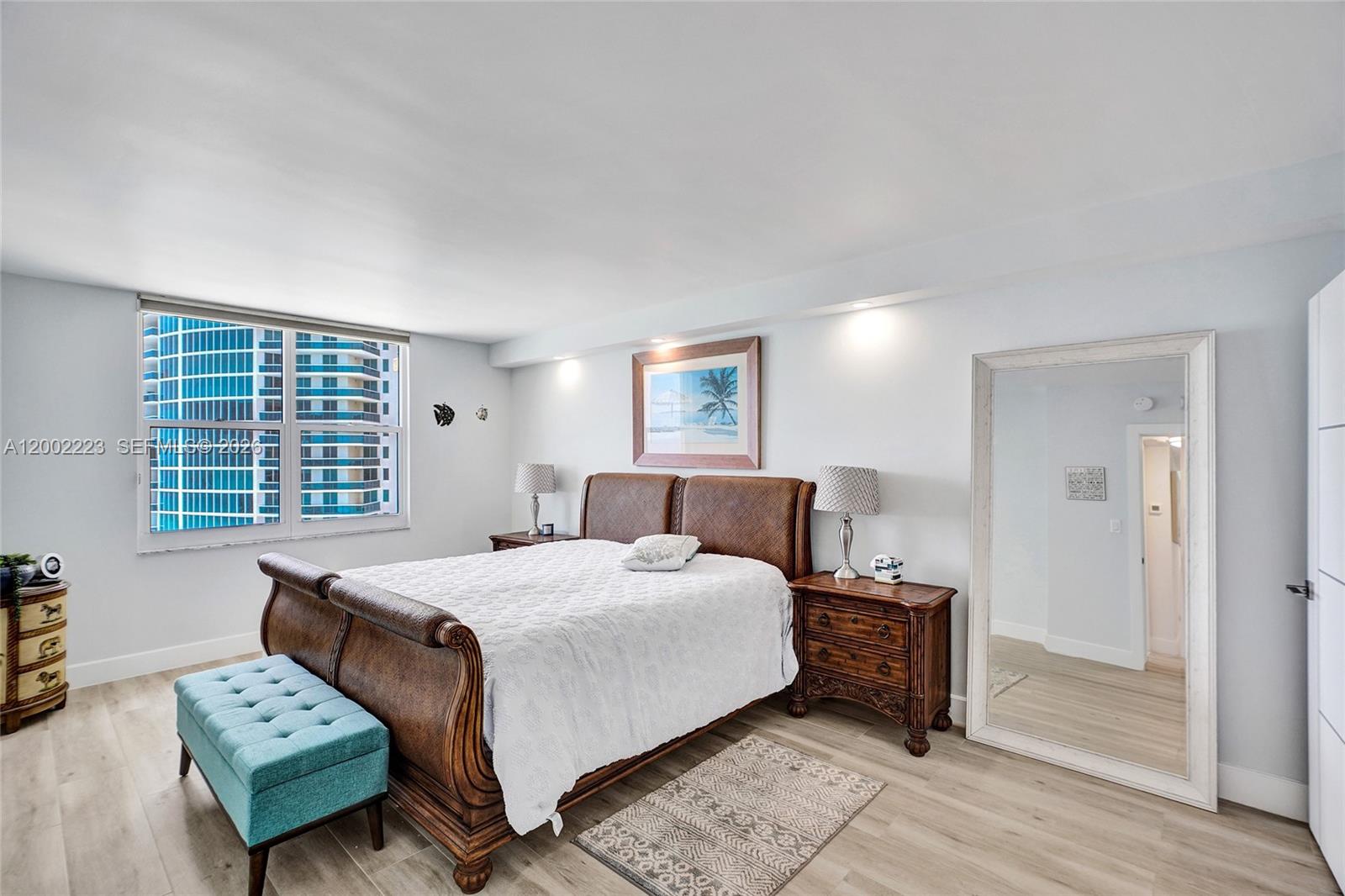 WAVE CONDO - Residential Lease