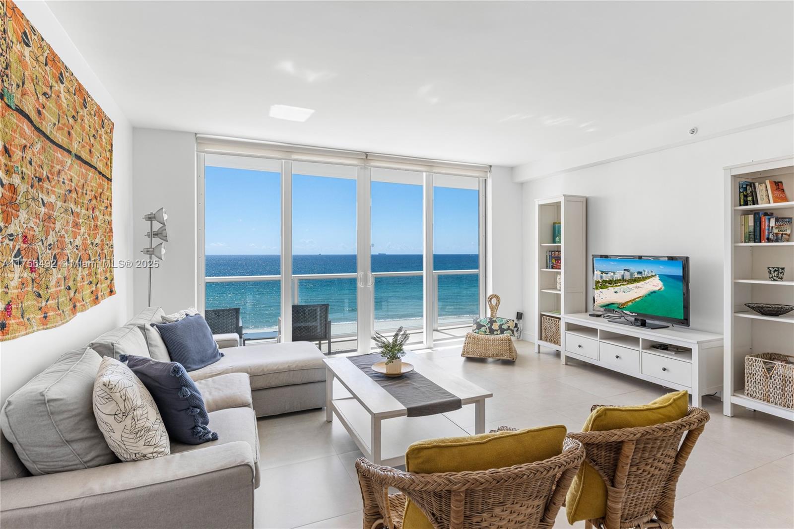 THE PAVILION CONDO - Residential