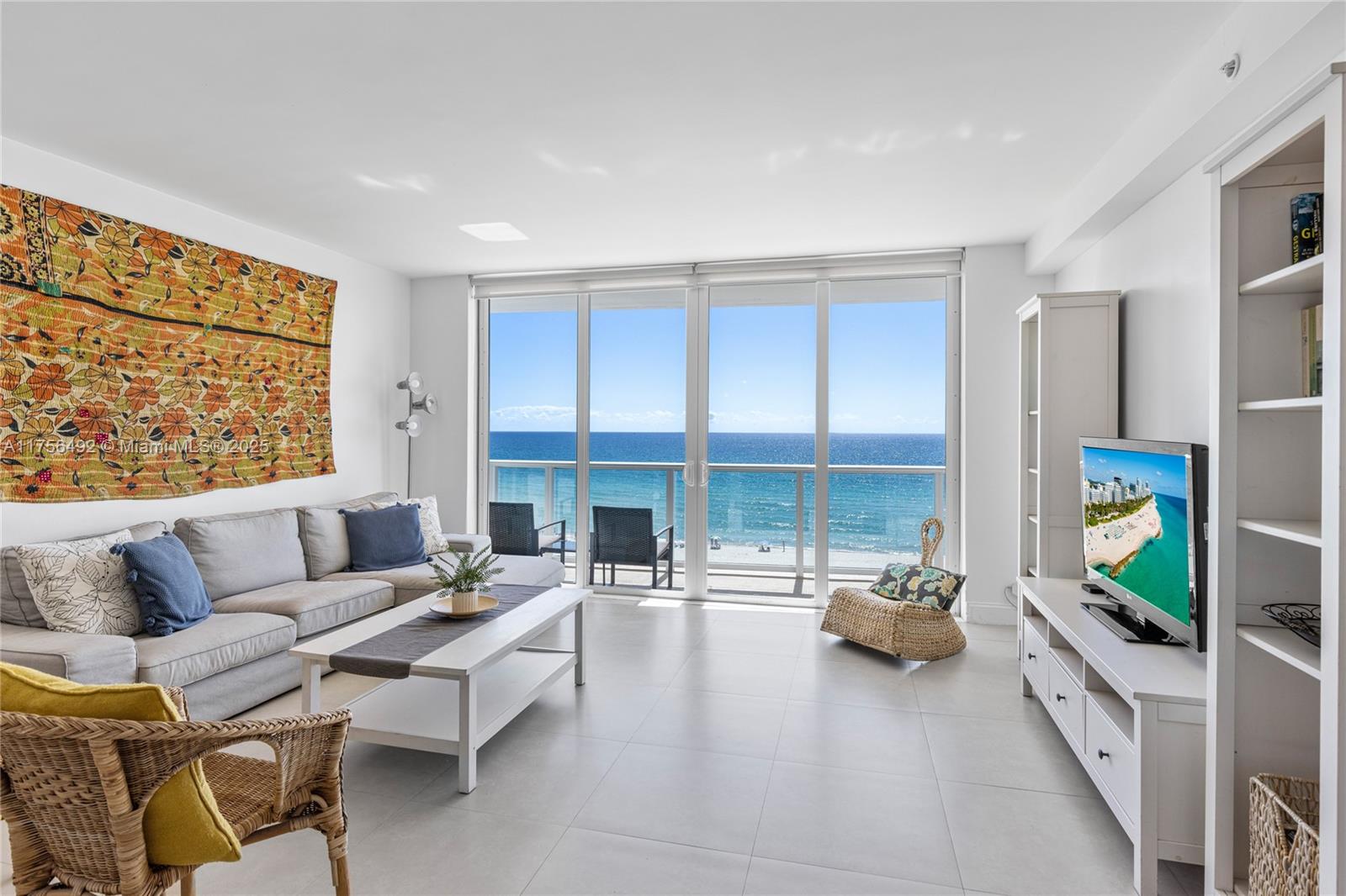 THE PAVILION CONDO - Residential