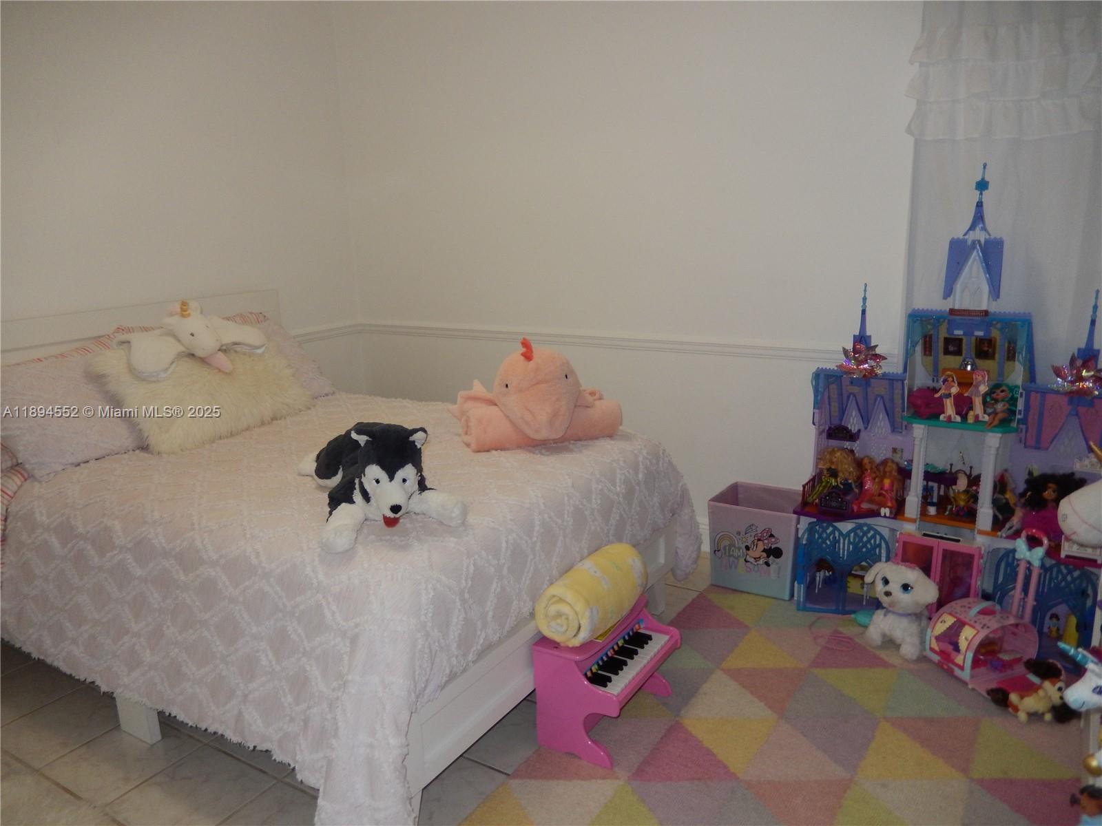 MIAMI LAKES LOCH LOMOND E - Residential Lease