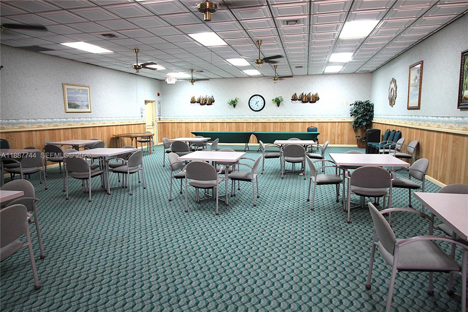 COLONY POINT 3 CONDO - Residential