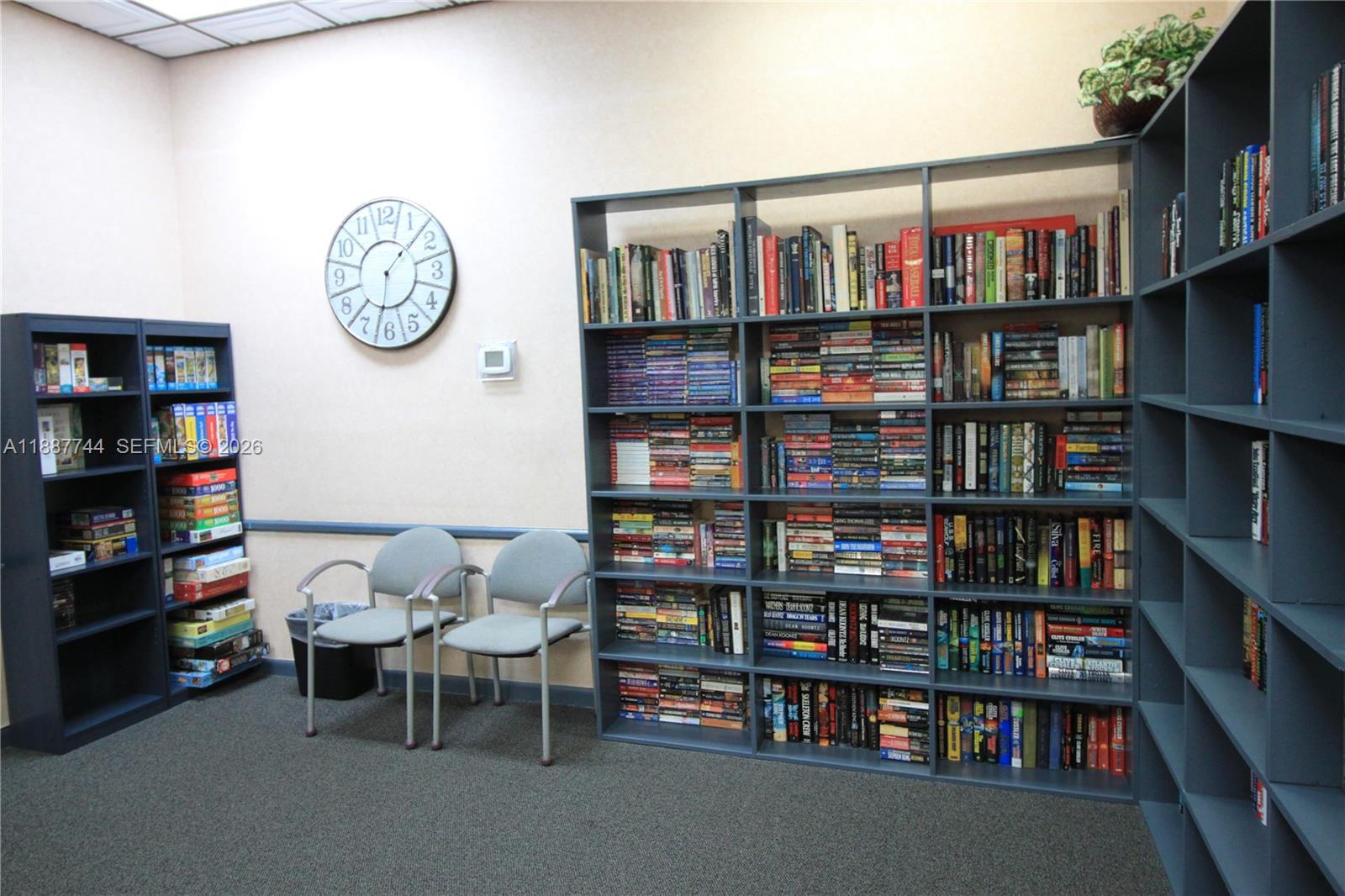 COLONY POINT 3 CONDO - Residential