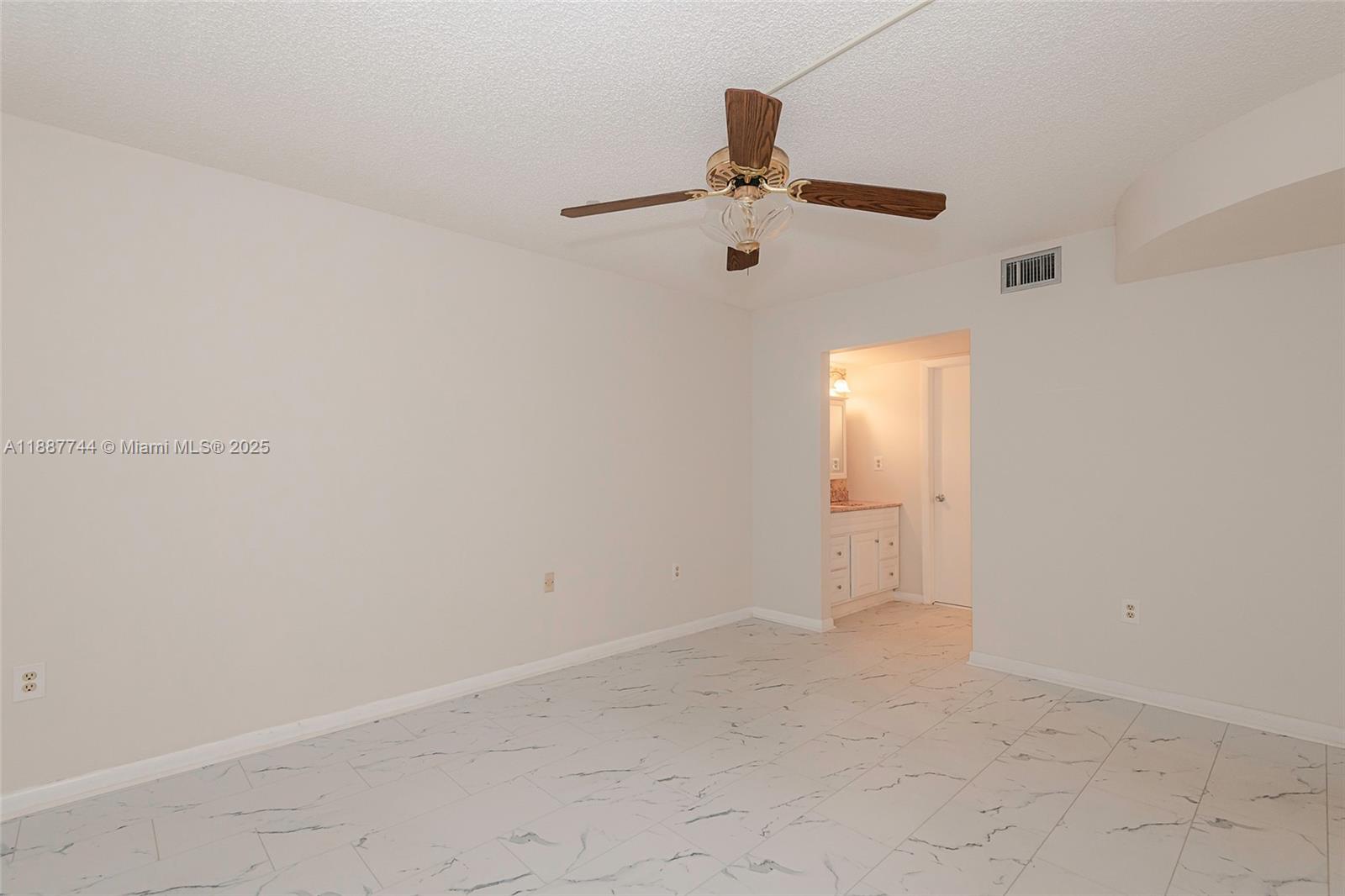 COLONY POINT 3 CONDO - Residential