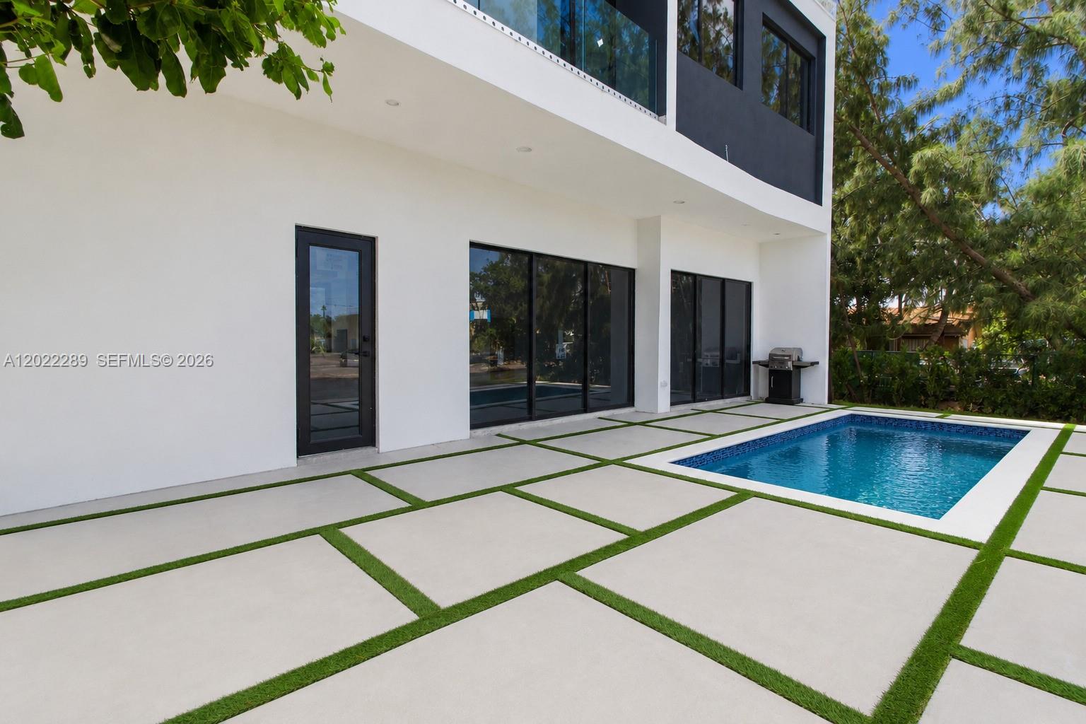 SUN GARDENS FIRST ADD - Residential
