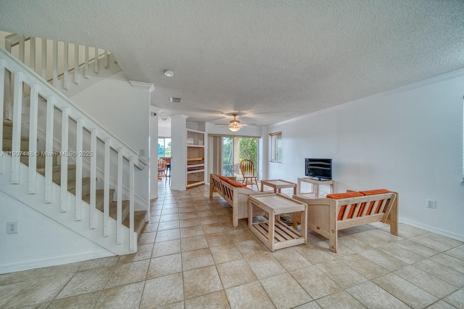 CONTINENTAL HOMES TOWNHOU - Residential