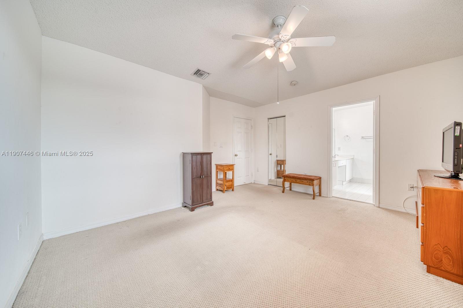 CONTINENTAL HOMES TOWNHOU - Residential