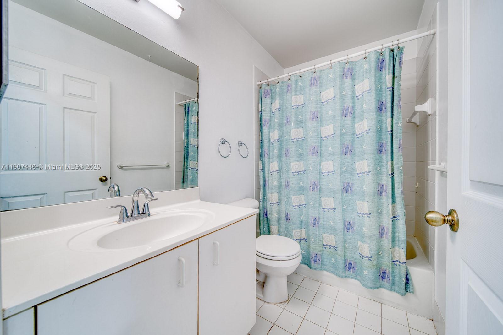 CONTINENTAL HOMES TOWNHOU - Residential