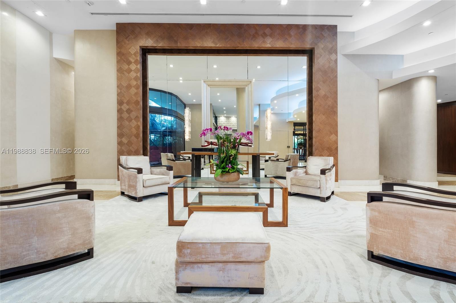 TURNBERRY ISLE SOUTH COND - Residential