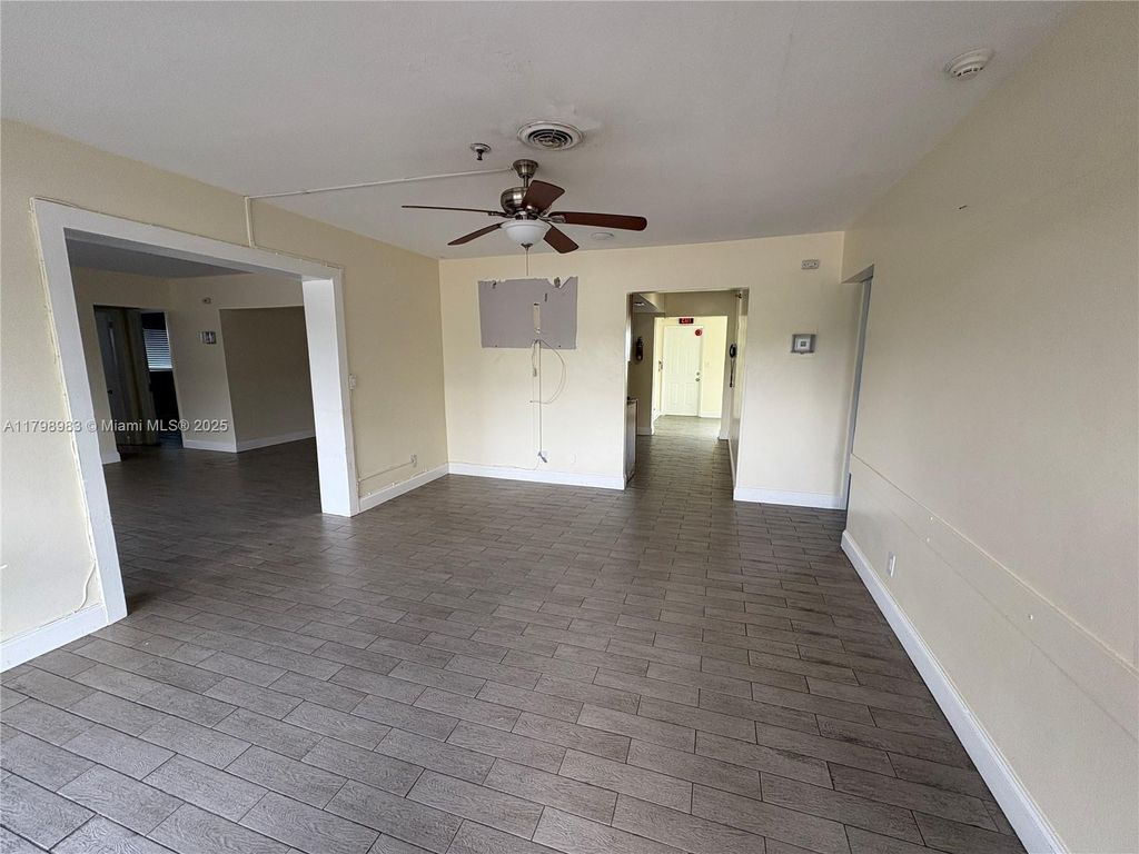 Photo of 3350 NE 5th Dr, Boca Raton, FL 33431 (MLS # A11798983)