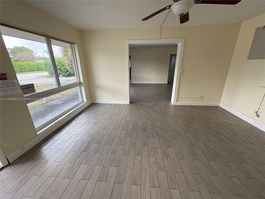 Photo of 3350 NE 5th Dr, Boca Raton, FL 33431 (MLS # A11798983)