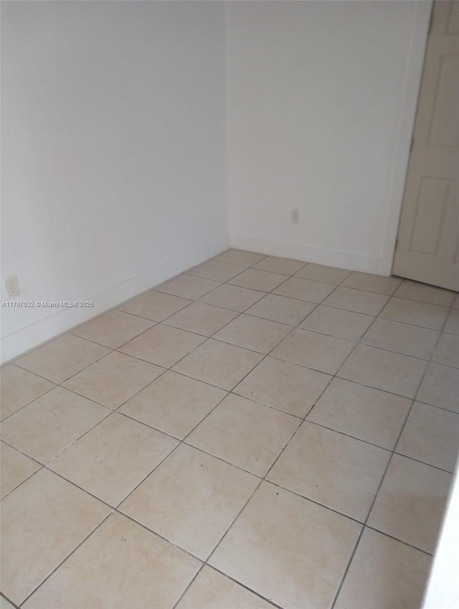 1021 NW 3rd St 308