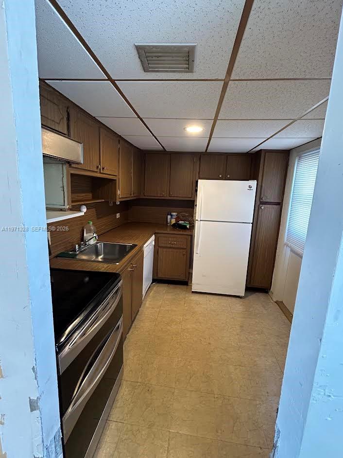 ROYAL OAKS CONDO - Residential