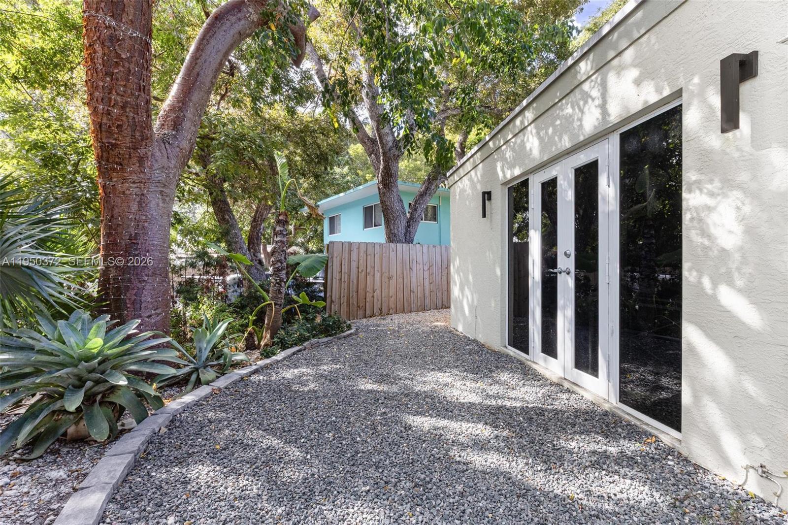 INDIAN HARBOR - Residential