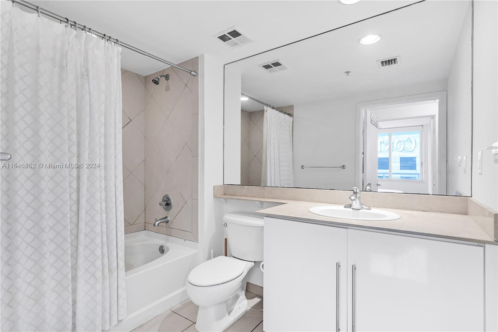 ONE MIAMI EAST CONDO - Residential Lease