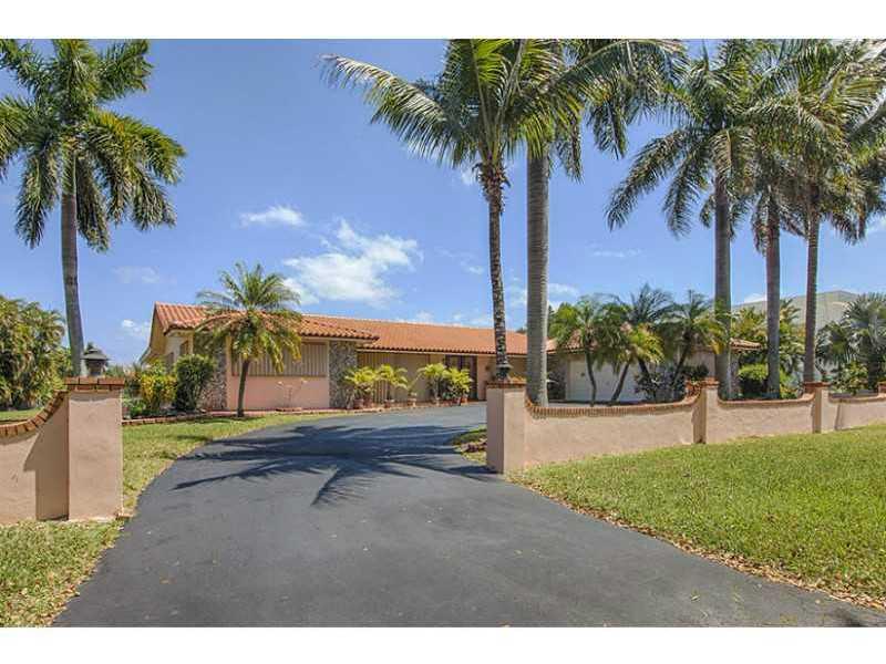 HOLLYWOOD GOLF ESTATES SE - Residential Lease