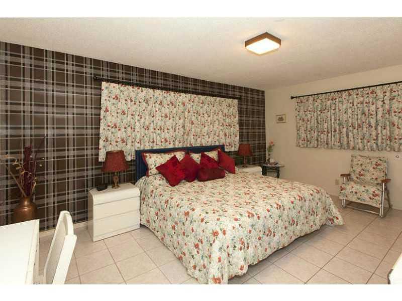 HOLLYWOOD GOLF ESTATES SE - Residential Lease