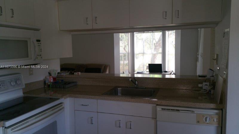 STERLING VILLAGES - Residential