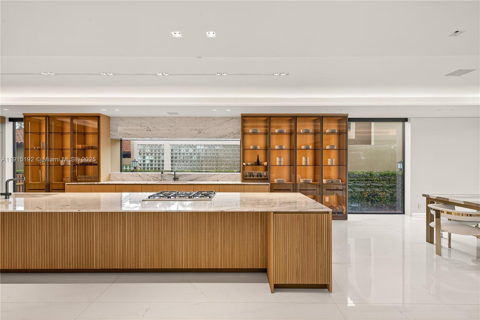 HIBISCUS ISLAND - Residential