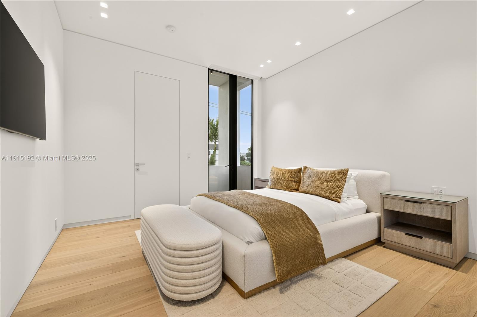 HIBISCUS ISLAND - Residential