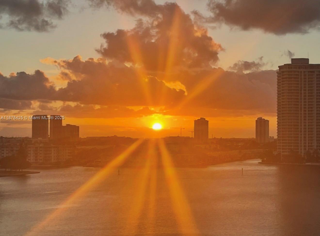 BAY COUNTRY CLUB CONDO - Residential