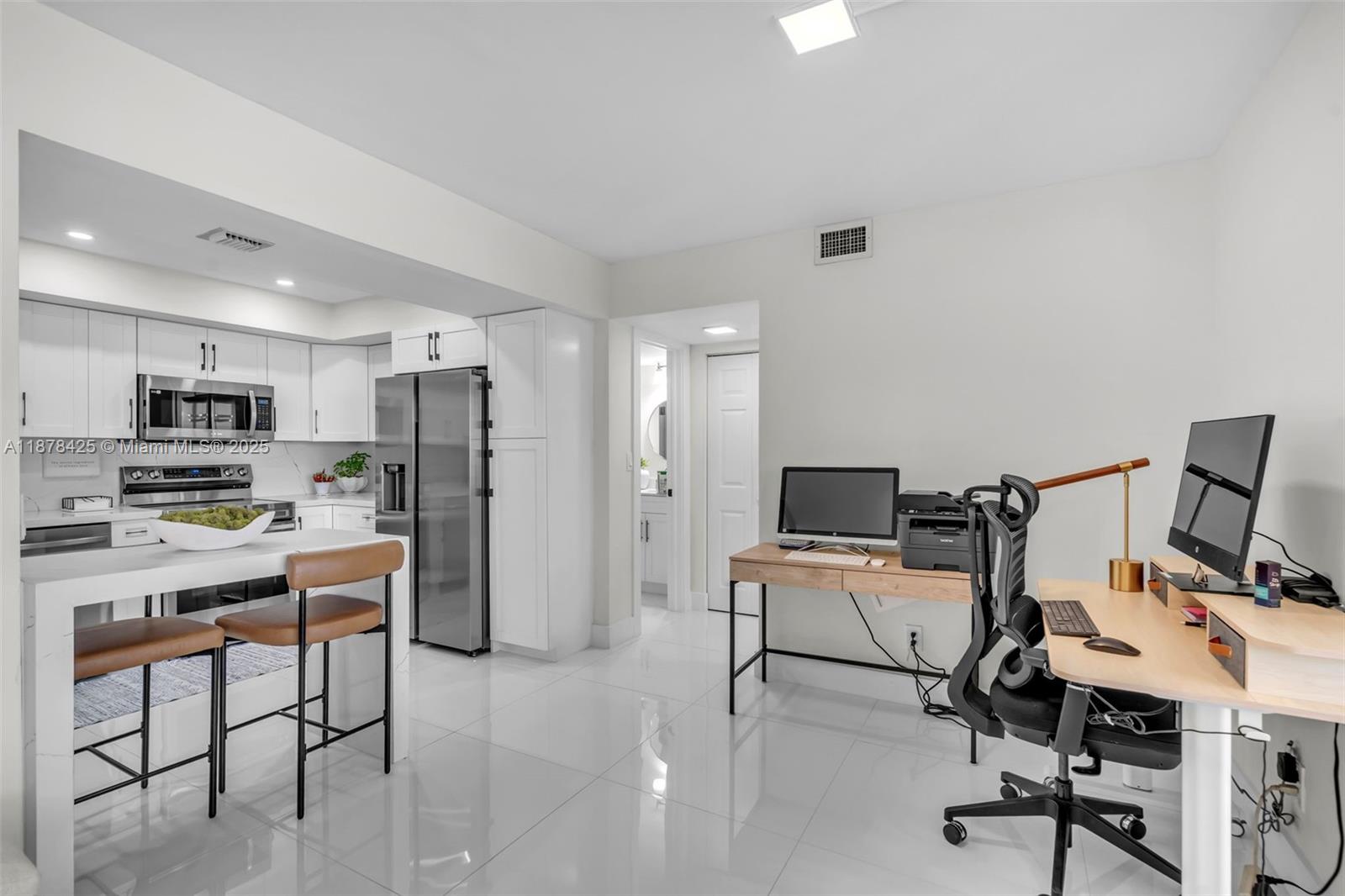 BAY COUNTRY CLUB CONDO - Residential