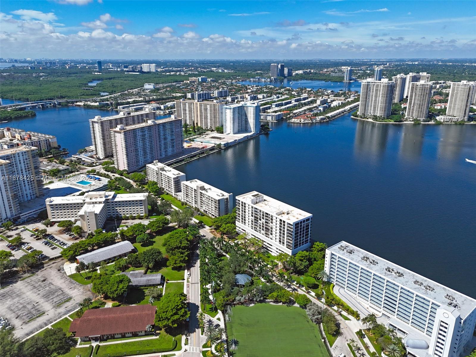 BAY COUNTRY CLUB CONDO - Residential